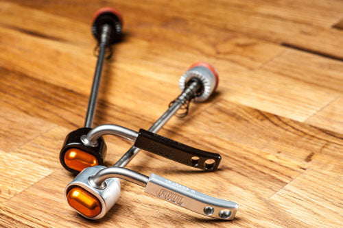 Quick-release Skewer, Pair, 100mm &130/135mm, Black W/orange Head