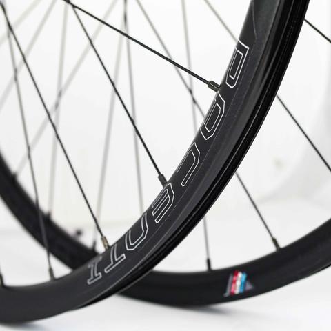Forza 700c Wheelset, Centre-lock Disc brake, 12mm, Shimano